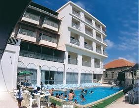 Le Crillon Hotel Brummana Exterior foto