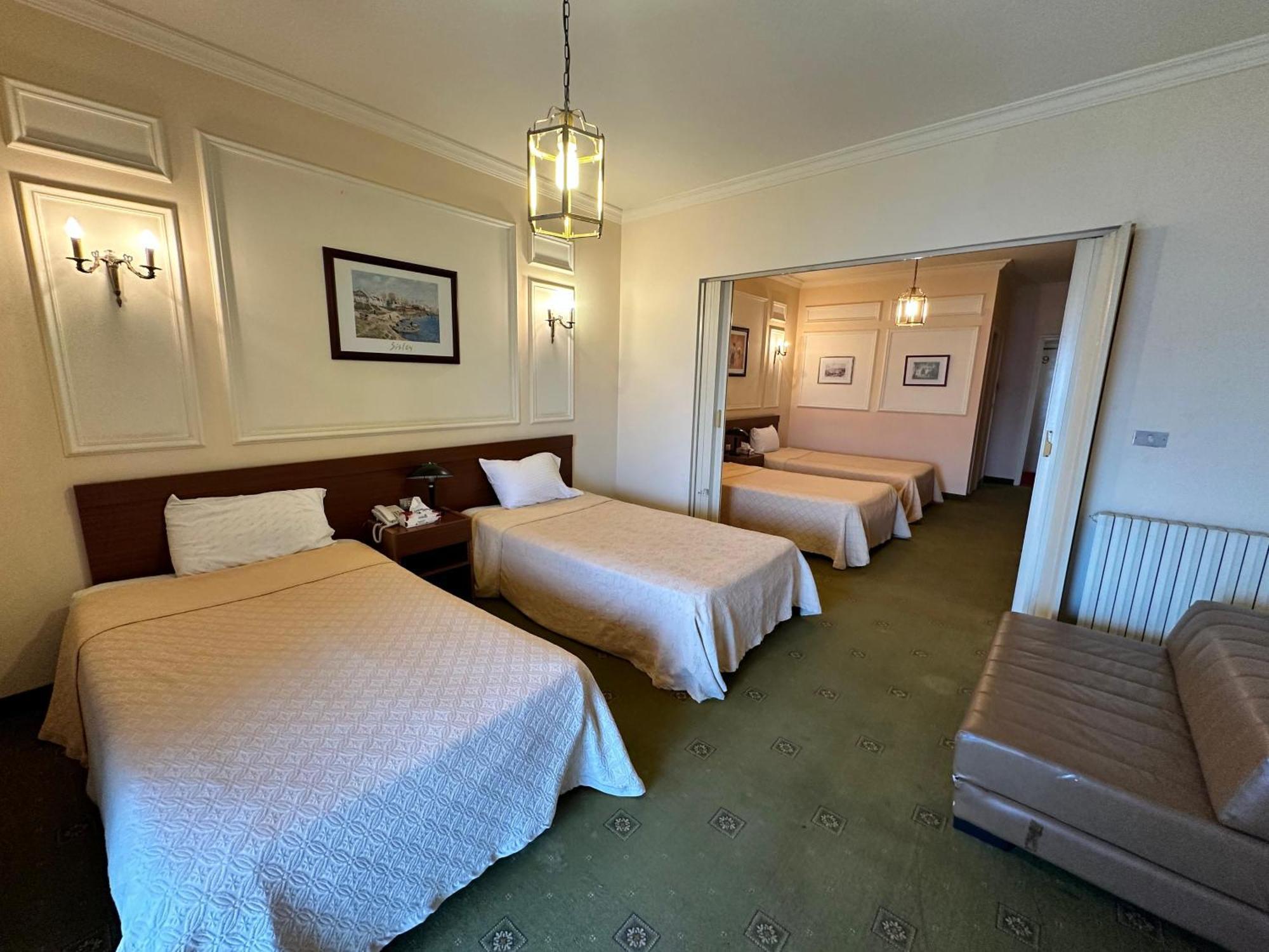 Le Crillon Hotel Brummana Exterior foto
